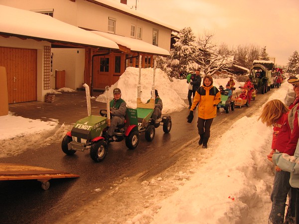 Bilder Faschingszug 2004