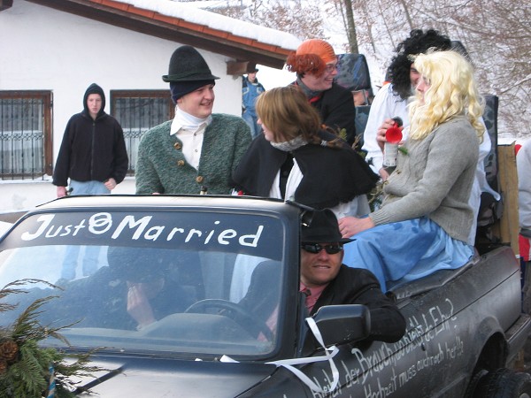 Bilder Faschingszug 2004